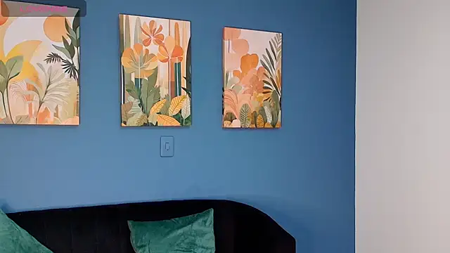 Snapshot of Zamira_Taylor chatting on October 15, 11:29 pm Zamira Taylor online show from October 15, 11:29 pm