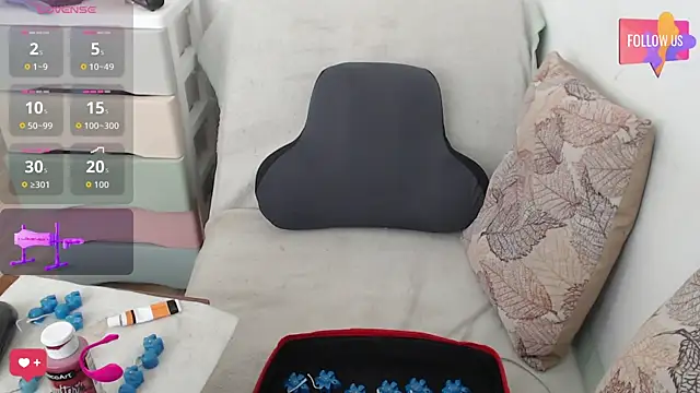 Snapshot of Sexyqueen_mature_ chatting on October 3, 5:18 pm Sexyqueen mature  online show from October 3, 5:18 pm