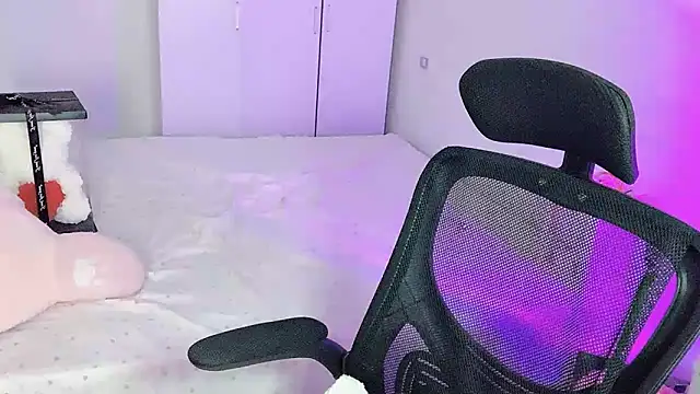 Annnnqi-77 online show from September 28, 7:36 am