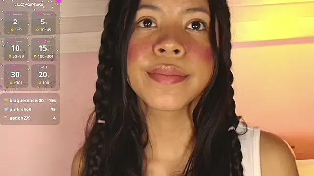 Snapshot of emily_sweett24 chatting on September 18, 2:37 pm emily sweett24 online show from September 18, 2:37 pm