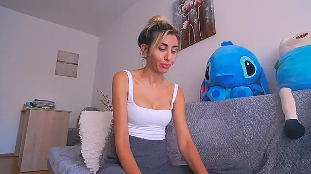 SweetJessy26 online show from October 22, 11:15 am