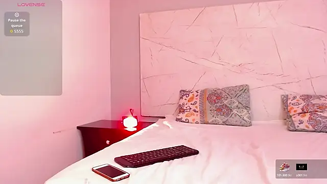 Snapshot of AnnyCampbell chatting on October 15, 2:25 am AnnyCampbell online show from October 15, 2:25 am