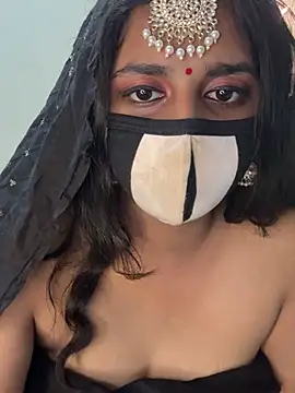 Dishasarmaa05 online show from March 17, 8:57 pm