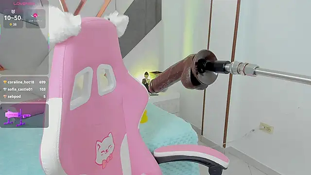 Snapshot of cutie_sarax1 chatting on October 27, 2:01 pm cutie sarax1 online show from October 27, 2:01 pm