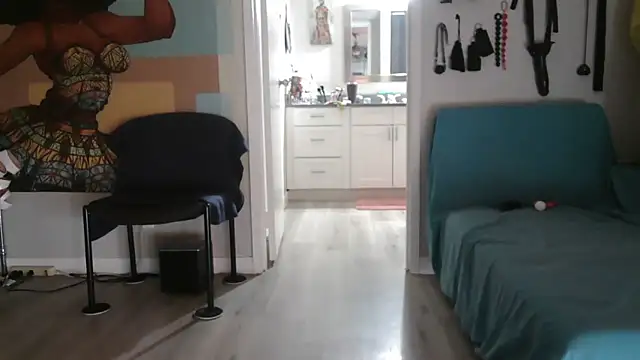 Snapshot of Queenanitadix chatting on October 16, 11:40 pm Queenanitadix online show from October 16, 11:40 pm