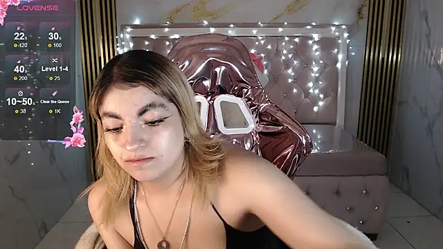 Snapshot of lili_conor_s chatting on September 23, 3:37 am lili conor s online show from September 23, 3:37 am