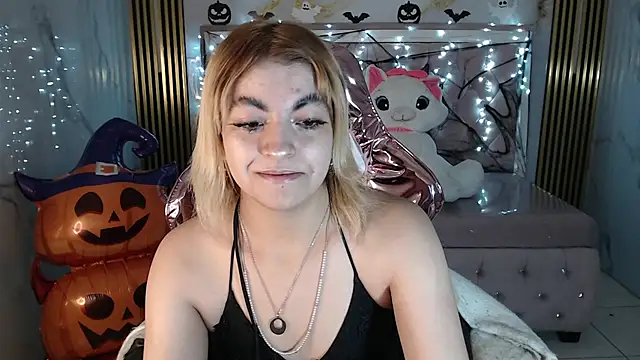 Snapshot of lili_conor_s chatting on October 14, 3:42 am lili conor s online show from October 14, 3:42 am