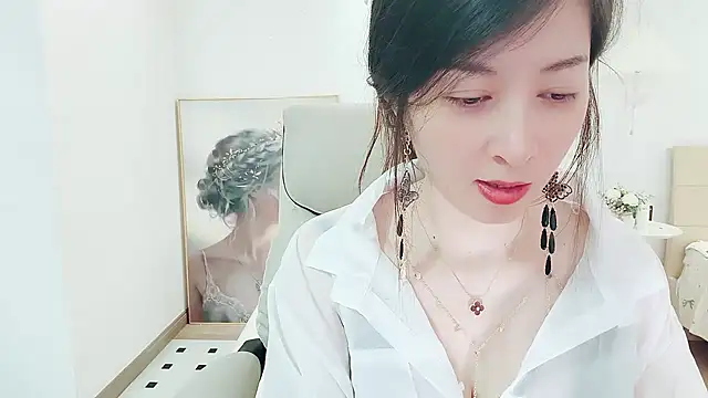 Dazzlebean online show from March 23, 3:29 pm