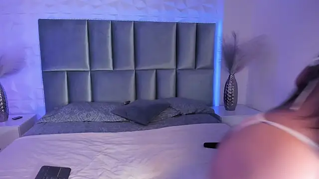 Selene bennet online show from September 23, 3:48 am