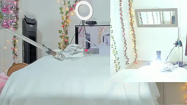 Snapshot of Genesis_Love__ chatting on October 2, 9:36 am Genesis Love online show from October 2, 9:36 am