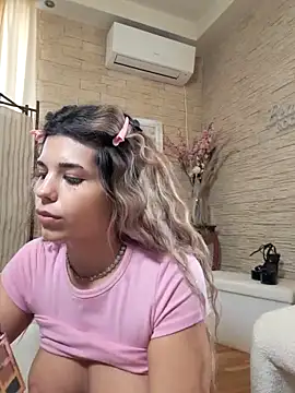 Bella Posh online show from March 5, 7:48 am