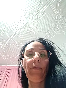 Snapshot of Ramona870 chatting on October 1, 2:11 pm Ramona870 online show from October 1, 2:11 pm