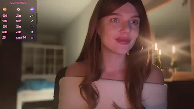 CherryRed Girl online show from October 14, 8:00 pm