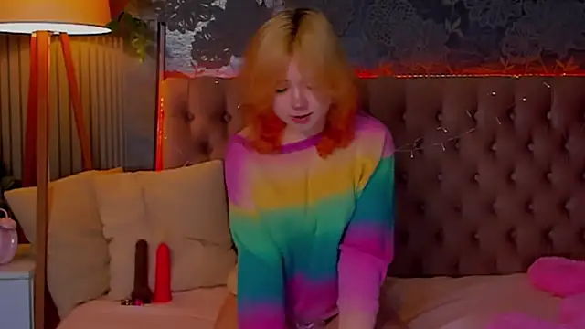 EmilyAngells online show from February 2, 7:07 am