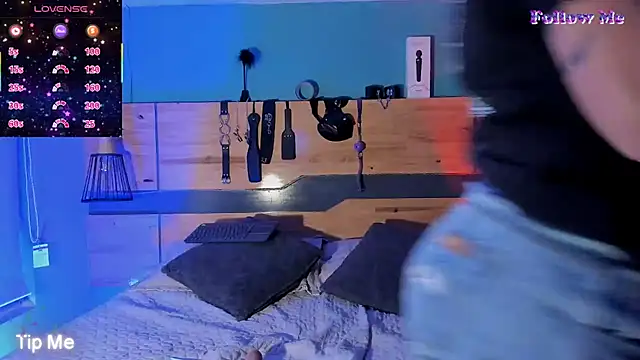 ChloeAllennn online show from December 18, 12:21 pm