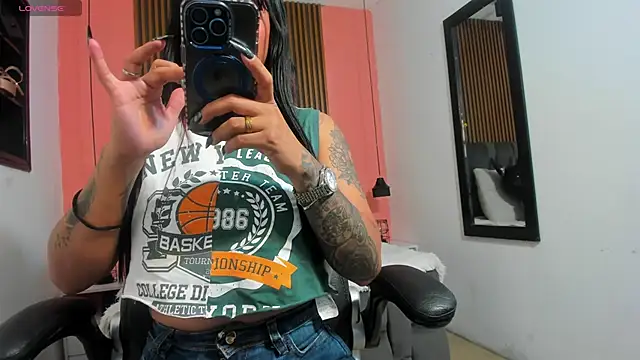 Georgina Vega online show from October 31, 1:29 am