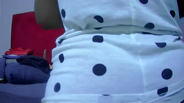 Snapshot of tasha97x chatting on October 23, 7:25 am tasha97x online show from October 23, 7:25 am