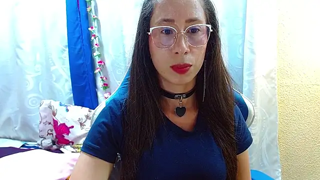 Gia leinn online show from March 6, 8:37 pm