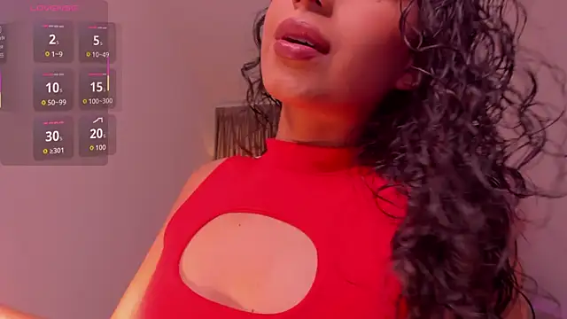 hannah thomson  online show from November 26, 3:29 am