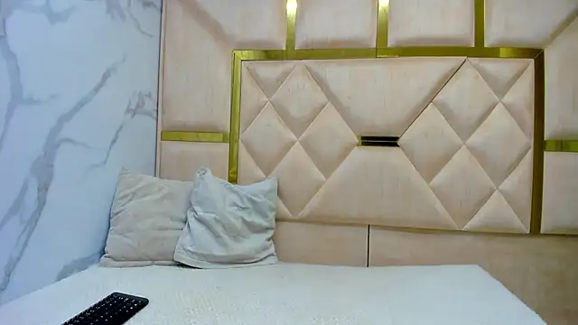 Kendall 6669 online show from November 29, 1:15 pm