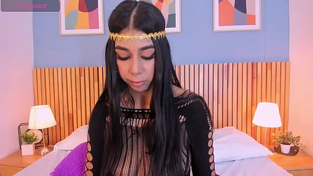 Snapshot of AnnieGibbyns chatting on October 17, 8:45 pm AnnieGibbyns online show from October 17, 8:45 pm