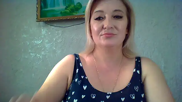 Snapshot of ArielXLoveresss chatting on September 23, 1:53 pm ArielXLoveresss online show from September 23, 1:53 pm