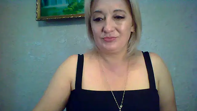 Snapshot of ArielXLoveresss chatting on September 26, 9:51 am ArielXLoveresss online show from September 26, 9:51 am