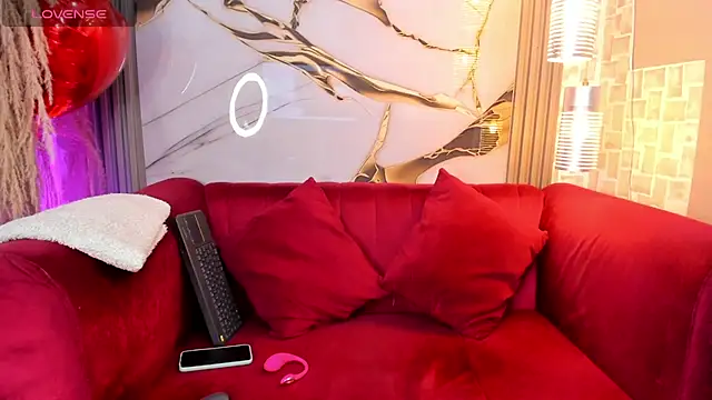 Snapshot of Bella_williamss_ chatting on September 24, 8:30 pm Bella williamss online show from September 24, 8:30 pm