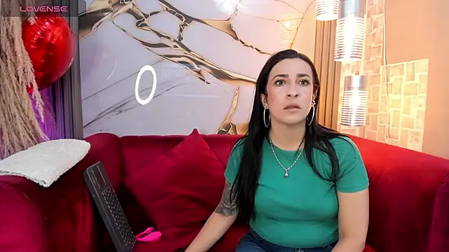 Snapshot of Bella_williamss_ chatting on September 22, 7:56 pm Bella williamss online show from September 22, 7:56 pm