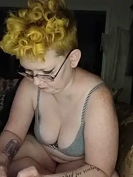 Mellyjellygoddess420 online show from May 23, 8:01 am