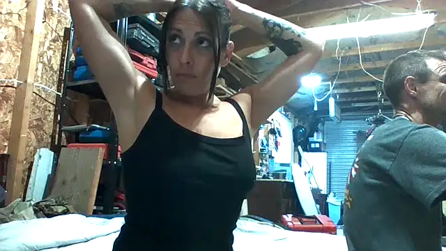 SillyRabbitz online show from September 28, 5:03 am