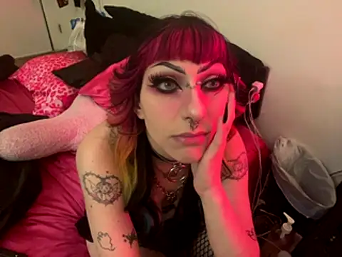 Snapshot of ChrryFoxx chatting on October 14, 9:45 am ChrryFoxx online show from October 14, 9:45 am