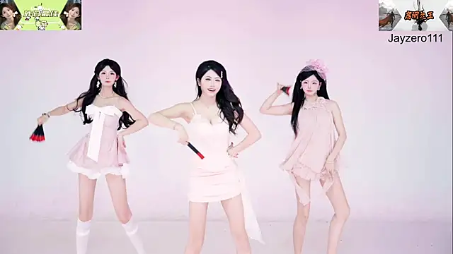 badgirl777888 online show from October 26, 10:54 am