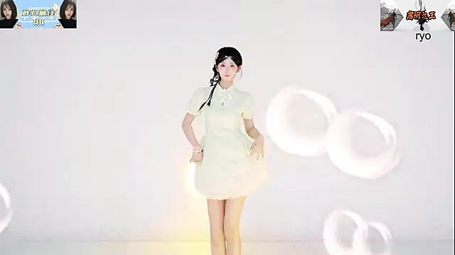 badgirl777888 online show from October 12, 10:28 am