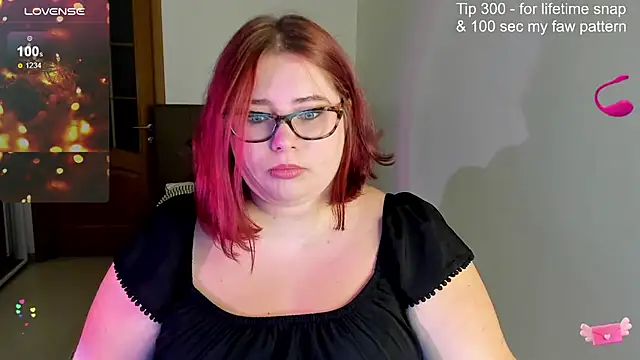 Snapshot of Lily_lu_one chatting on September 24, 10:09 pm Lily lu one online show from September 24, 10:09 pm