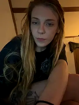 qtkayyzzxoxo online show from September 19, 2:54 am