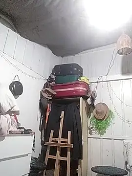 Snapshot of Fellyna chatting on September 17, 6:39 pm Fellyna online show from September 17, 6:39 pm