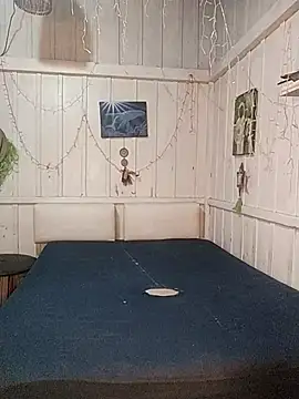 Snapshot of Fellyna chatting on September 24, 5:34 pm Fellyna online show from September 24, 5:34 pm