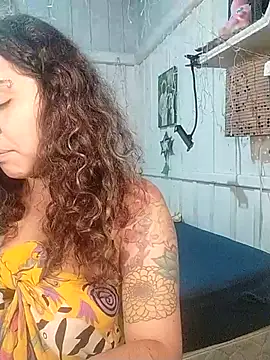 Snapshot of Fellyna chatting on October 1, 7:52 pm Fellyna online show from October 1, 7:52 pm