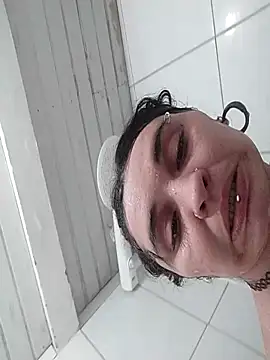 Snapshot of Fellyna chatting on October 31, 2:46 am Fellyna online show from October 31, 2:46 am