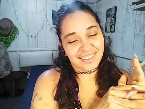 Snapshot of Fellyna chatting on September 25, 5:44 pm Fellyna online show from September 25, 5:44 pm