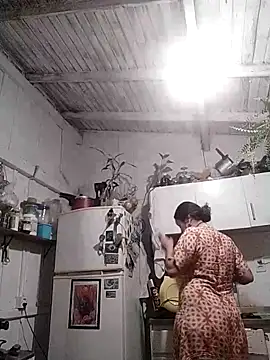 Snapshot of Fellyna chatting on September 9, 9:25 pm Fellyna online show from September 9, 9:25 pm