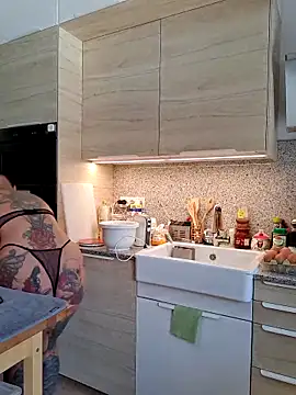 Emma Milf25 online show from June 15, 12:16 pm