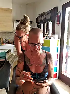 Emma Milf25 online show from July 30, 3:02 pm