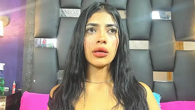 EMYCLARK01 online show from September 22, 4:44 am