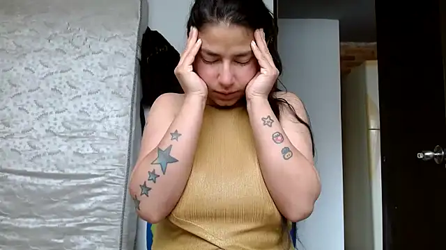 Escarcha-blue online show from October 12, 2:41 pm