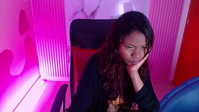 Snapshot of Agata_Grubisic chatting on September 9, 3:39 am Agata Grubisic online show from September 9, 3:39 am