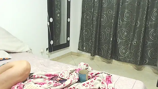 Nicolane Palmer online show from September 18, 10:58 am