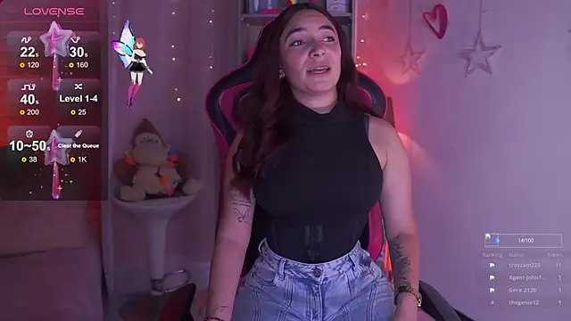 Snapshot of issa_monterrey chatting on October 2, 11:10 pm issa monterrey online show from October 2, 11:10 pm