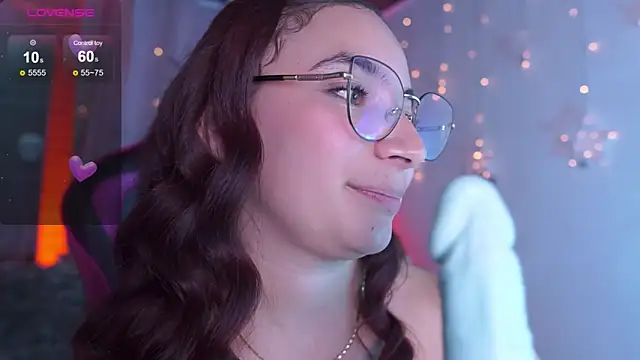 Snapshot of issa_monterrey chatting on October 23, 9:54 pm issa monterrey online show from October 23, 9:54 pm